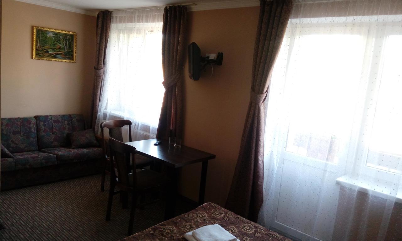 Maetok 4 Pidkovy Motel Podbereztsy Dış mekan fotoğraf