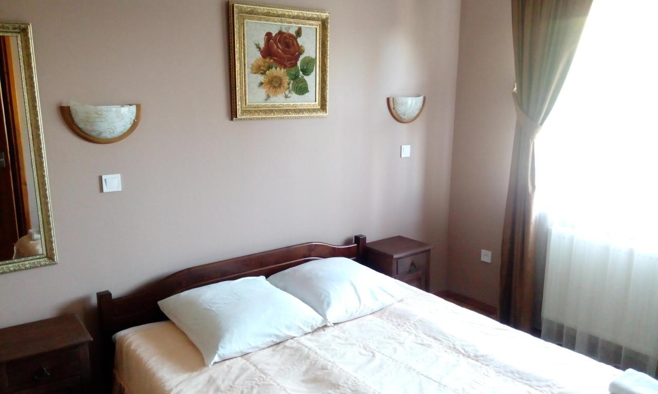 Maetok 4 Pidkovy Motel Podbereztsy Dış mekan fotoğraf